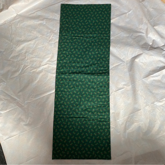 Vintage set of 6 luncheon napkins with matching table runner- Christmas - Picture 4 of 8